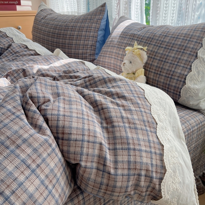 91家纺网 家纺一手货源 找家纺 轻奢坊 2025新款125g高克重皱皱撒欢复古格子蕾丝花边四件套 咖啡方格