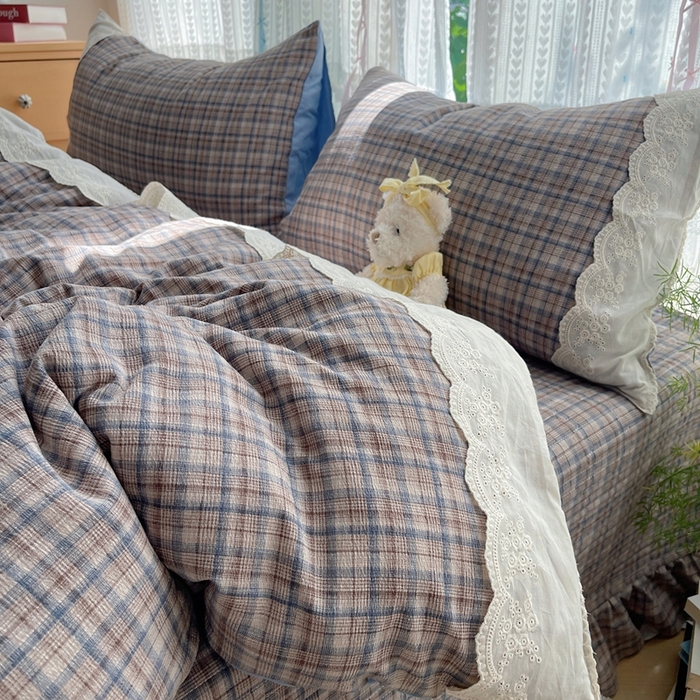 91家纺网 家纺一手货源 找家纺 轻奢坊 2025新款125g高克重皱皱撒欢复古格子蕾丝花边四件套 咖啡方格