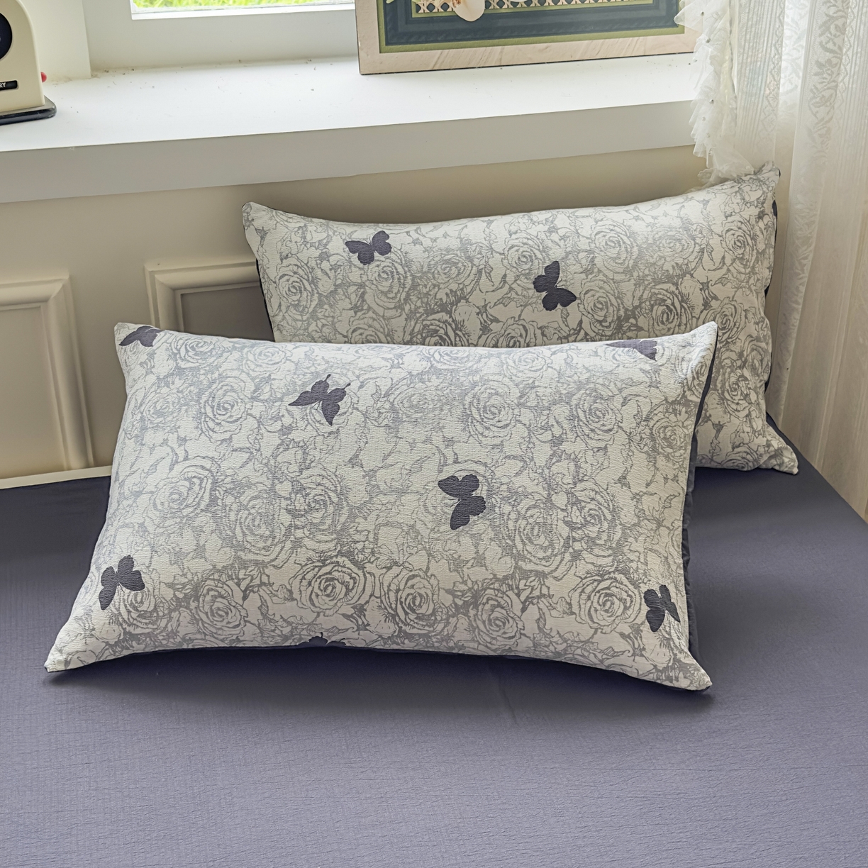 91家纺网 家纺一手货源 找家纺 亨通家纺 2025新款复古原麻双层纱臻至系列四件套 蝴蝶玫瑰