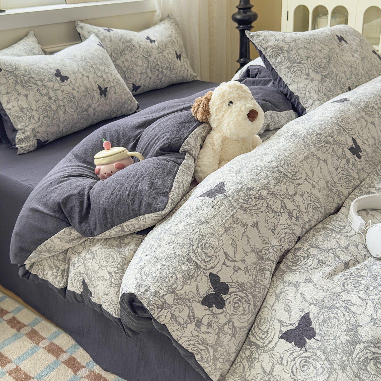 91家纺网 家纺一手货源 找家纺 亨通家纺 2025新款复古原麻双层纱臻至系列四件套 蝴蝶玫瑰