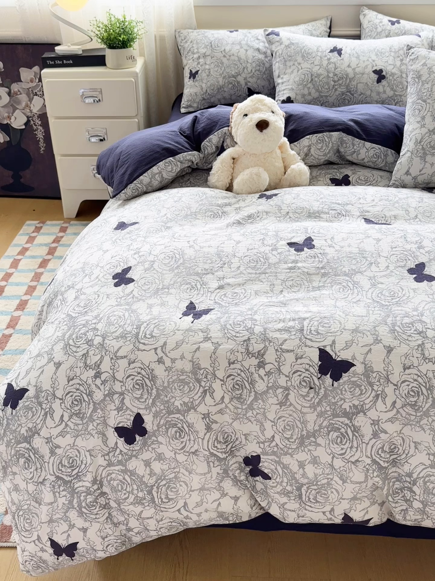 91家纺网 家纺一手货源 找家纺 亨通家纺 2025新款复古原麻双层纱臻至系列四件套 蝴蝶玫瑰