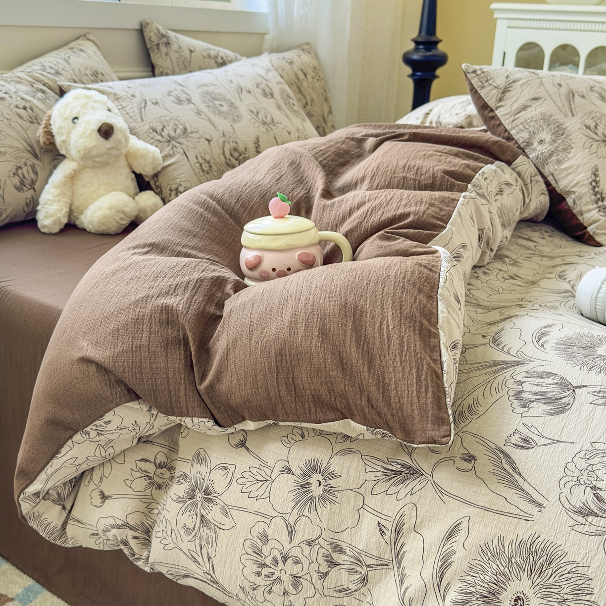 91家纺网 家纺一手货源 找家纺 亨通家纺 2025新款复古原麻双层纱臻至系列四件套 花蔓织梦