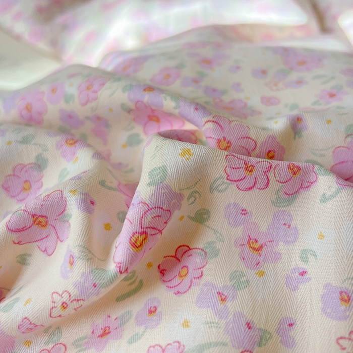 91家纺网 家纺一手货源 找家纺 （总）名品家纺 2025新款加厚高克重人字纹优卡棉双层纱提花四件套（提供买家秀）