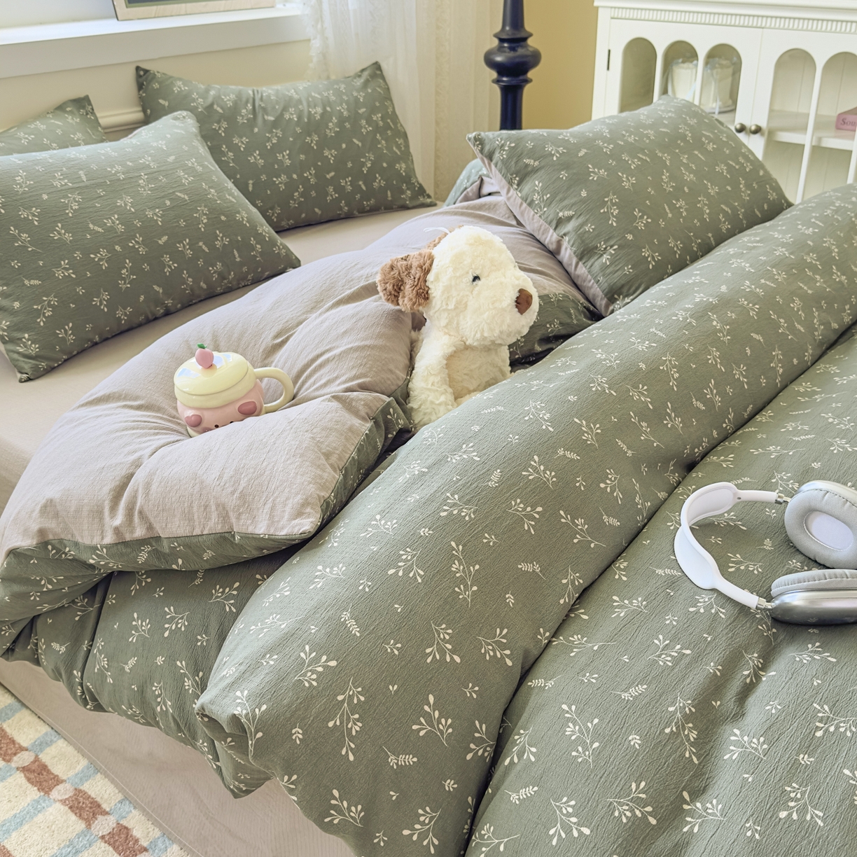 91家纺网 家纺一手货源 找家纺 亨通家纺 2025新款复古原麻双层纱臻至系列四件套 墨绿絮语