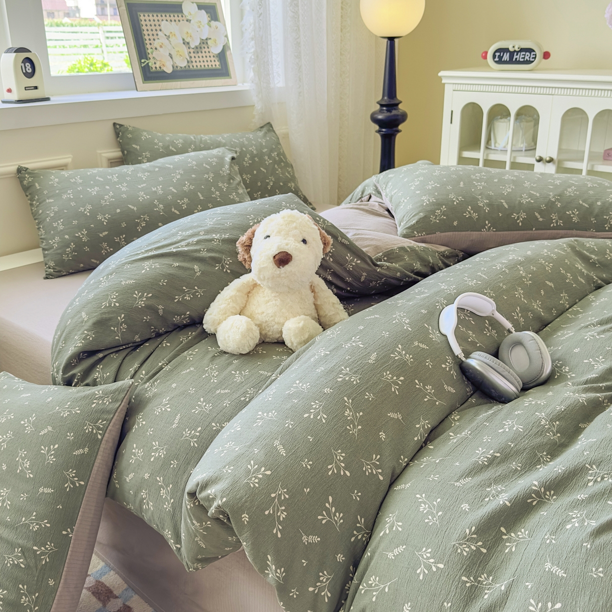 91家纺网 家纺一手货源 找家纺 亨通家纺 2025新款复古原麻双层纱臻至系列四件套 墨绿絮语