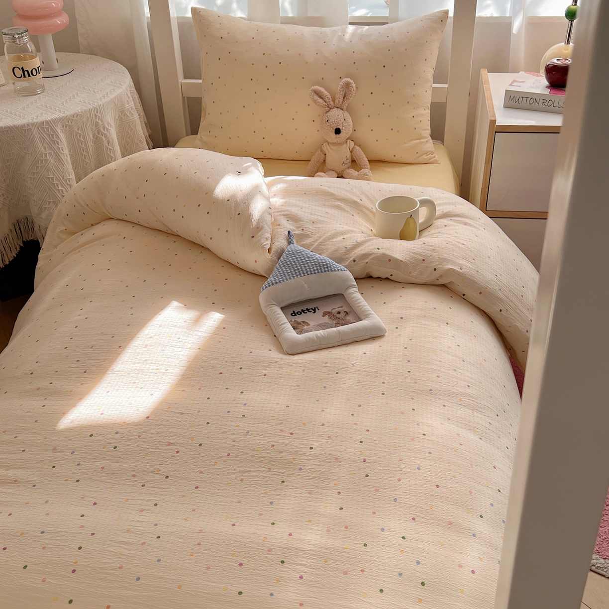 91家纺网 家纺一手货源 找家纺 韩巢家纺 2025新款双层纱学生季床铺单件被套宿舍寝室上下铺三件套 波点世界