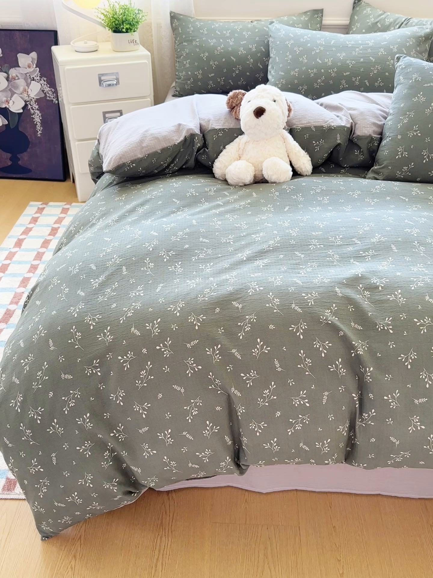 91家纺网 家纺一手货源 找家纺 亨通家纺 2025新款复古原麻双层纱臻至系列四件套 墨绿絮语