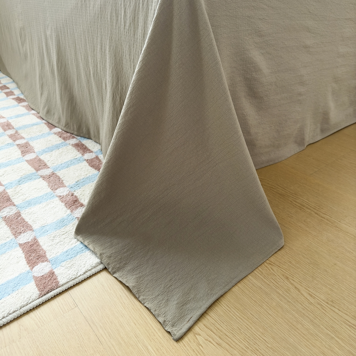 91家纺网 家纺一手货源 找家纺 亨通家纺 2025新款复古原麻双层纱臻至系列四件套 暮花眠曲