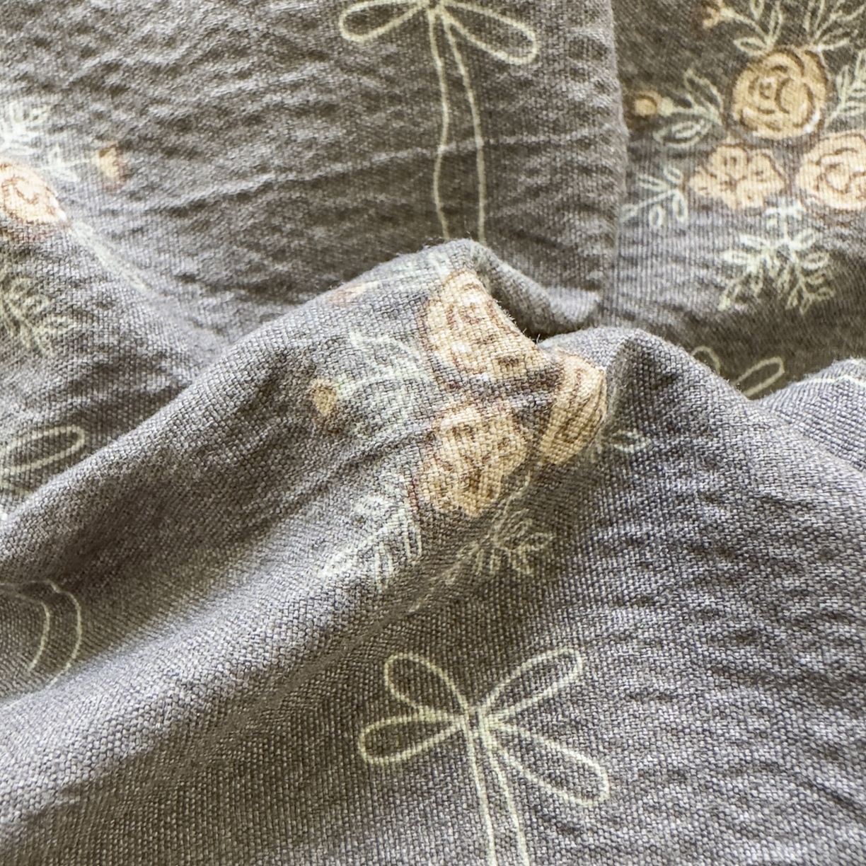 91家纺网 家纺一手货源 找家纺 亨通家纺 2025新款复古原麻双层纱臻至系列四件套 暮花眠曲