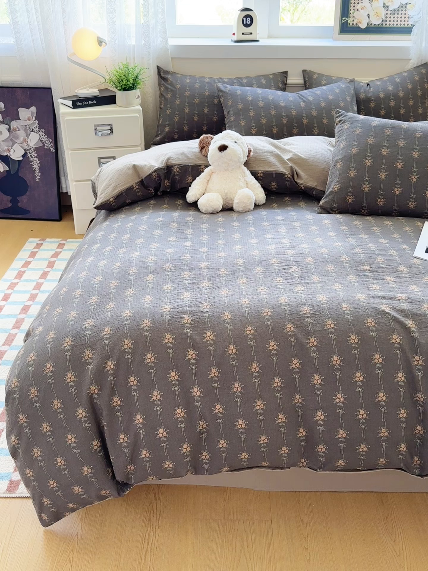 91家纺网 家纺一手货源 找家纺 亨通家纺 2025新款复古原麻双层纱臻至系列四件套 暮花眠曲