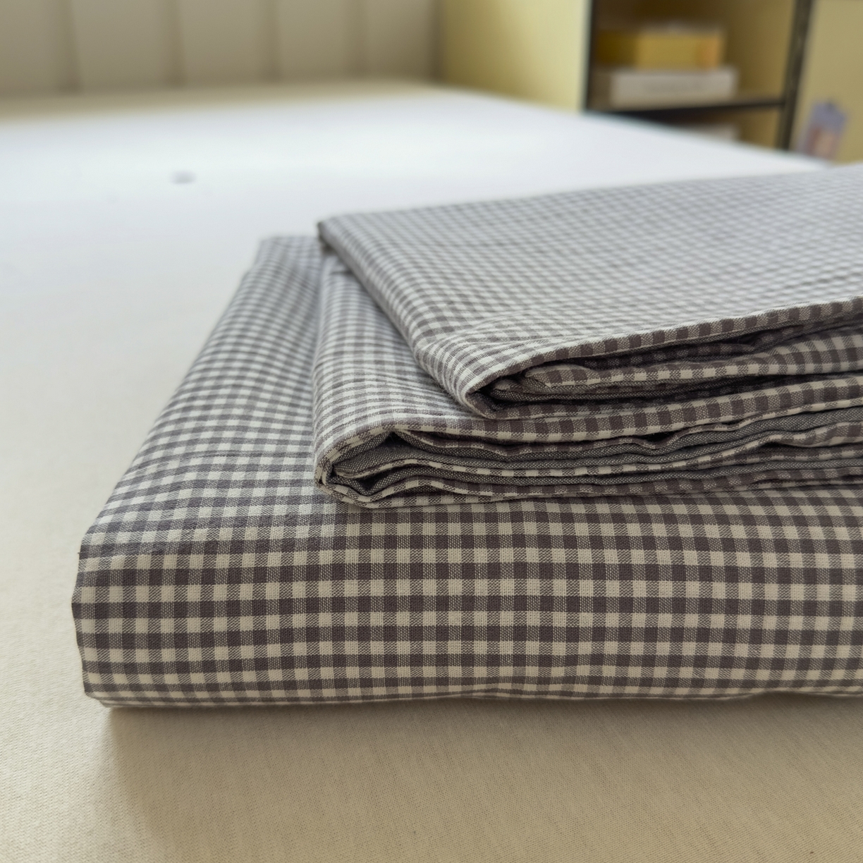 91家纺网 家纺一手货源 找家纺 （总）晚依家纺 2025新款A类色织全棉水洗棉床单单件纯棉格子纯色学生宿舍定制定做