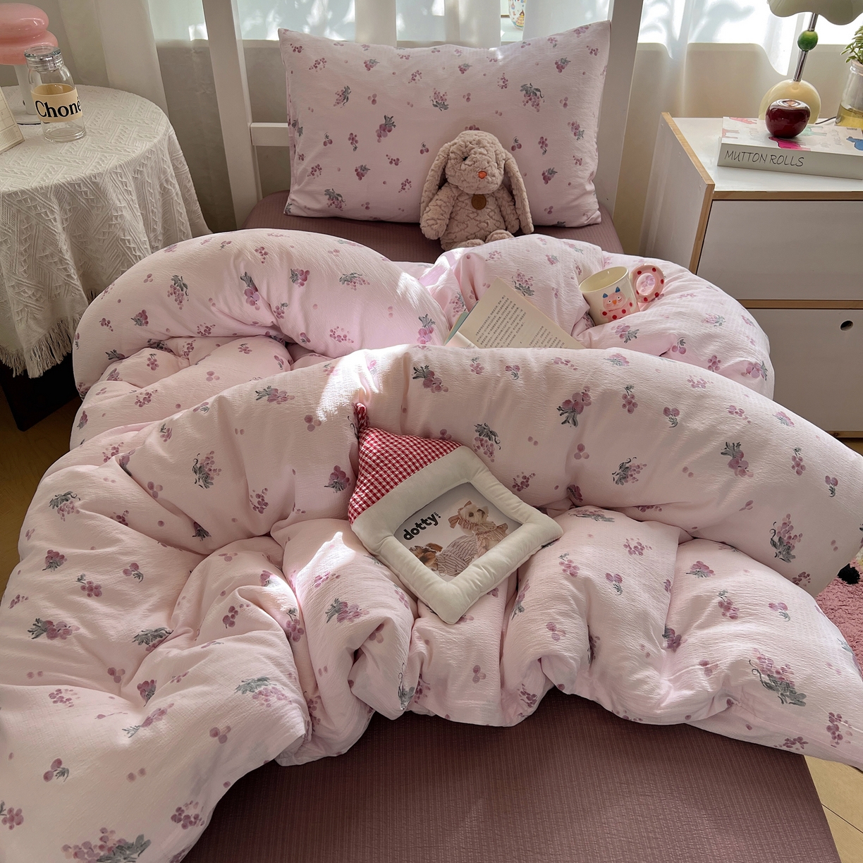 91家纺网 家纺一手货源 找家纺 韩巢家纺 2025新款双层纱学生季床铺单件被套宿舍寝室上下铺三件套 葡萄七分甜