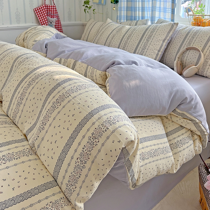 91家纺网 家纺一手货源 找家纺 名品家纺 2025新款加厚高克重人字纹优卡棉双层纱提花四件套（提供买家秀） 梨馥郁