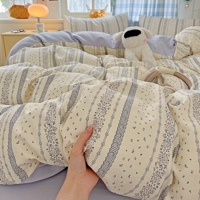 91家纺网 家纺一手货源 找家纺 名品家纺 2025新款加厚高克重人字纹优卡棉双层纱提花四件套（提供买家秀） 梨馥郁