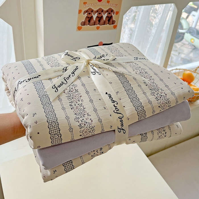 91家纺网 家纺一手货源 找家纺 名品家纺 2025新款加厚高克重人字纹优卡棉双层纱提花四件套（提供买家秀） 梨馥郁