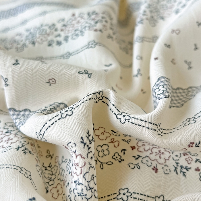 91家纺网 家纺一手货源 找家纺 名品家纺 2025新款加厚高克重人字纹优卡棉双层纱提花四件套（提供买家秀） 梨馥郁