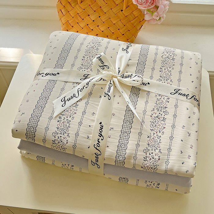 91家纺网 家纺一手货源 找家纺 名品家纺 2025新款加厚高克重人字纹优卡棉双层纱提花四件套（提供买家秀） 梨馥郁