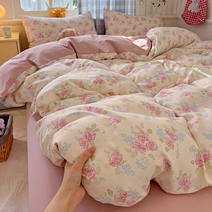 91家纺网 家纺一手货源 找家纺 名品家纺 2025新款加厚高克重人字纹优卡棉双层纱提花四件套（提供买家秀） 露丝