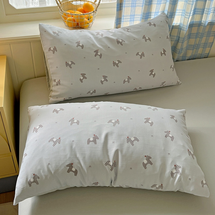 91家纺网 家纺一手货源 找家纺 名品家纺 2025新款加厚高克重人字纹优卡棉双层纱提花四件套（提供买家秀） 七宝