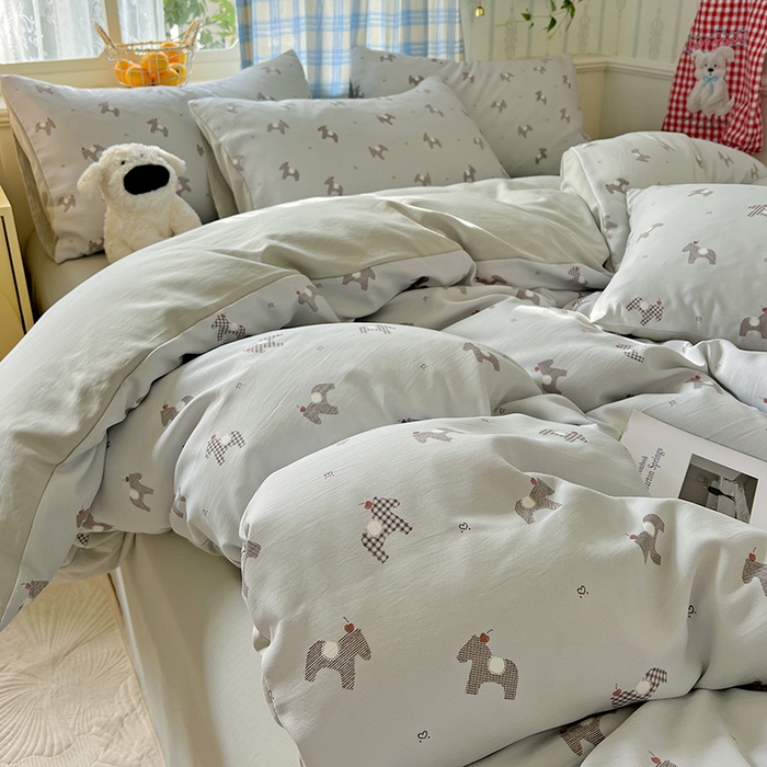 91家纺网 家纺一手货源 找家纺 名品家纺 2025新款加厚高克重人字纹优卡棉双层纱提花四件套（提供买家秀） 七宝