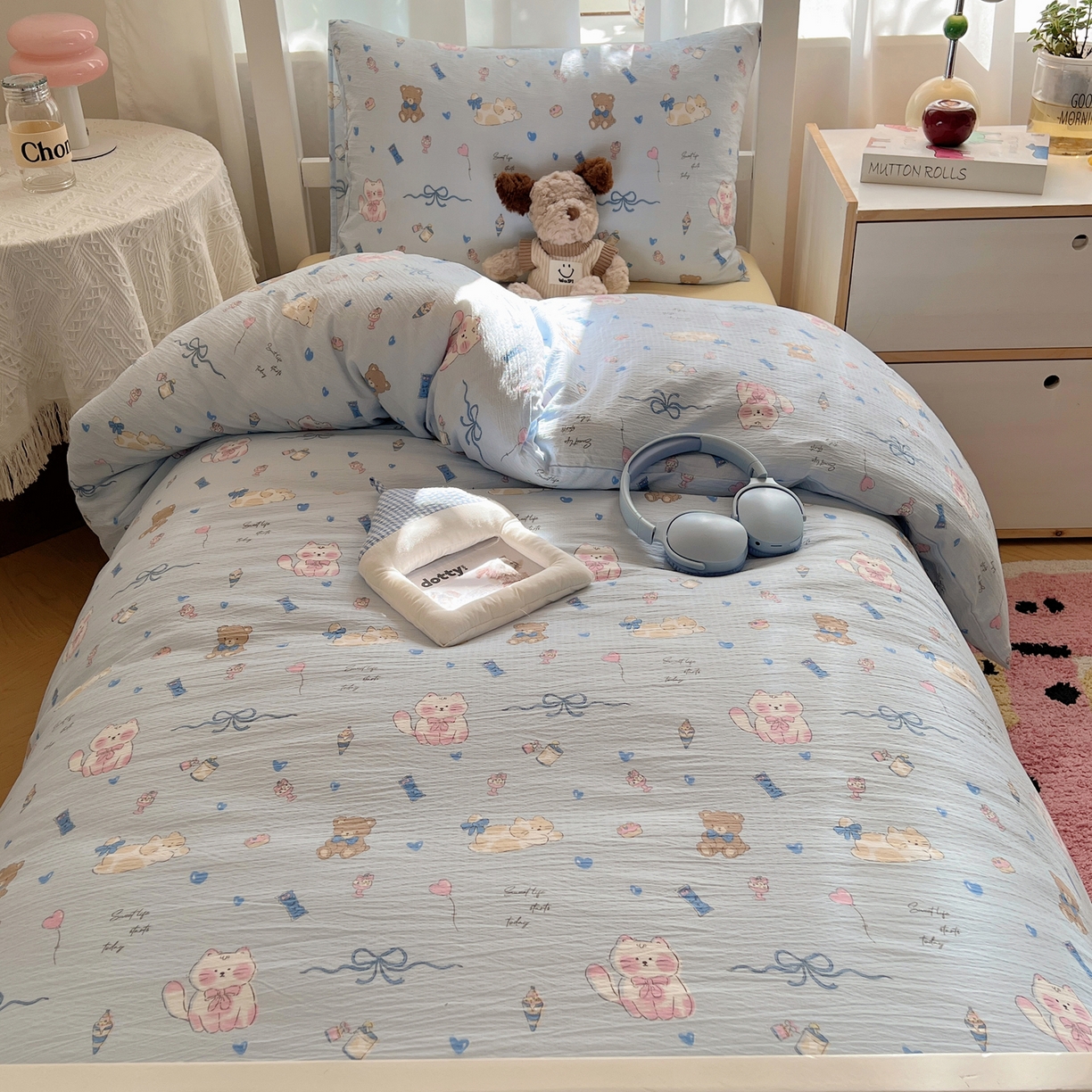 91家纺网 家纺一手货源 找家纺 韩巢家纺 2025新款双层纱学生季床铺单件被套宿舍寝室上下铺三件套 小猫时光篮