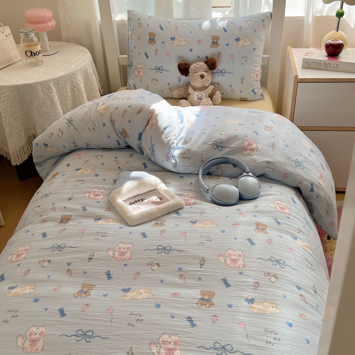 91家纺网 家纺一手货源 找家纺 韩巢家纺 2025新款双层纱学生季床铺单件被套宿舍寝室上下铺三件套 小猫时光篮