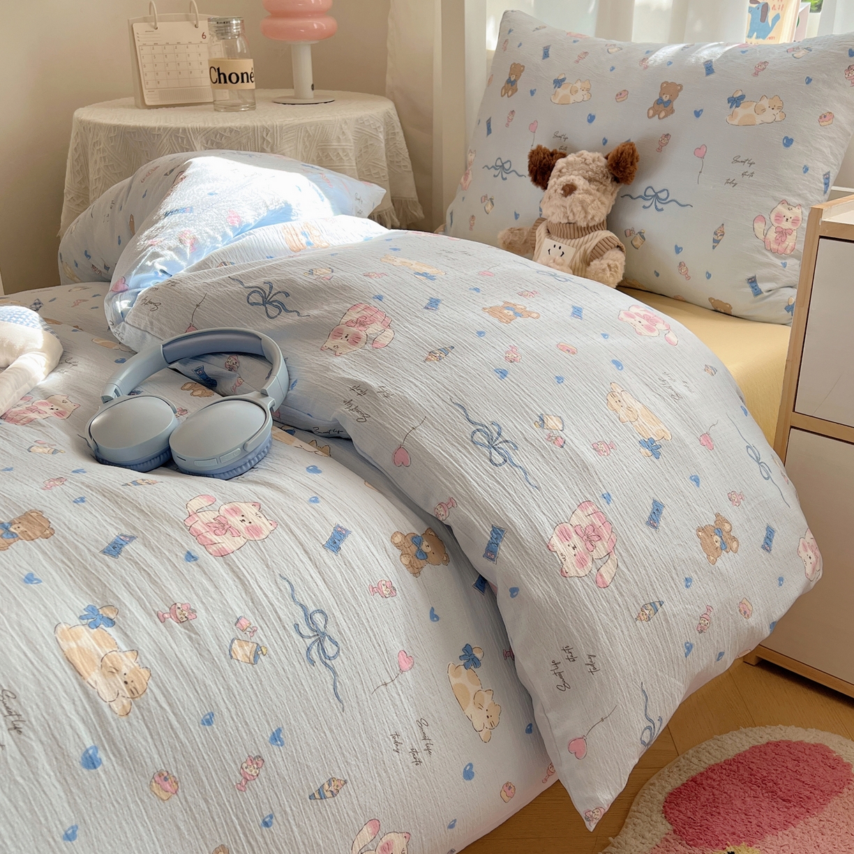 91家纺网 家纺一手货源 找家纺 韩巢家纺 2025新款双层纱学生季床铺单件被套宿舍寝室上下铺三件套 小猫时光篮