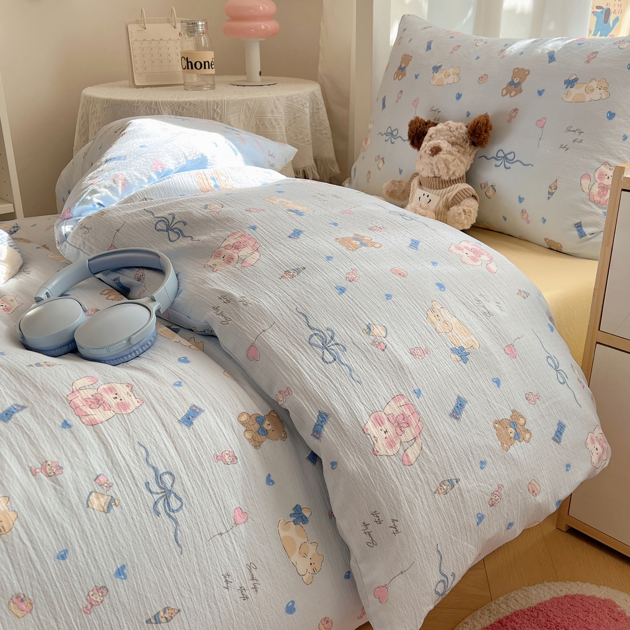 91家纺网 家纺一手货源 找家纺 韩巢家纺 2025新款双层纱学生季床铺单件被套宿舍寝室上下铺三件套 小猫时光篮