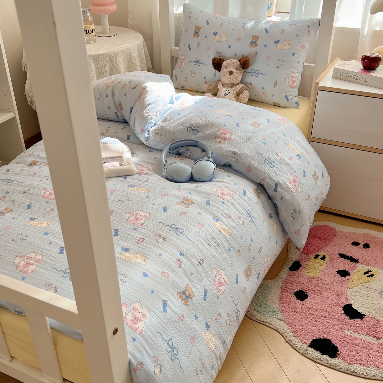 91家纺网 家纺一手货源 找家纺 韩巢家纺 2025新款双层纱学生季床铺单件被套宿舍寝室上下铺三件套 小猫时光篮