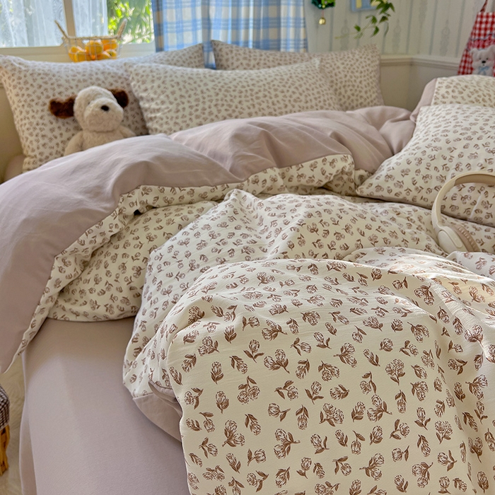 91家纺网 家纺一手货源 找家纺 名品家纺 2025新款加厚高克重人字纹优卡棉双层纱提花四件套（提供买家秀） 颂媛