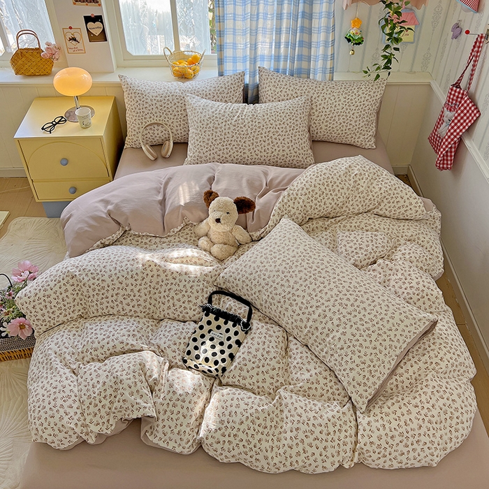 91家纺网 家纺一手货源 找家纺 名品家纺 2025新款加厚高克重人字纹优卡棉双层纱提花四件套（提供买家秀） 颂媛