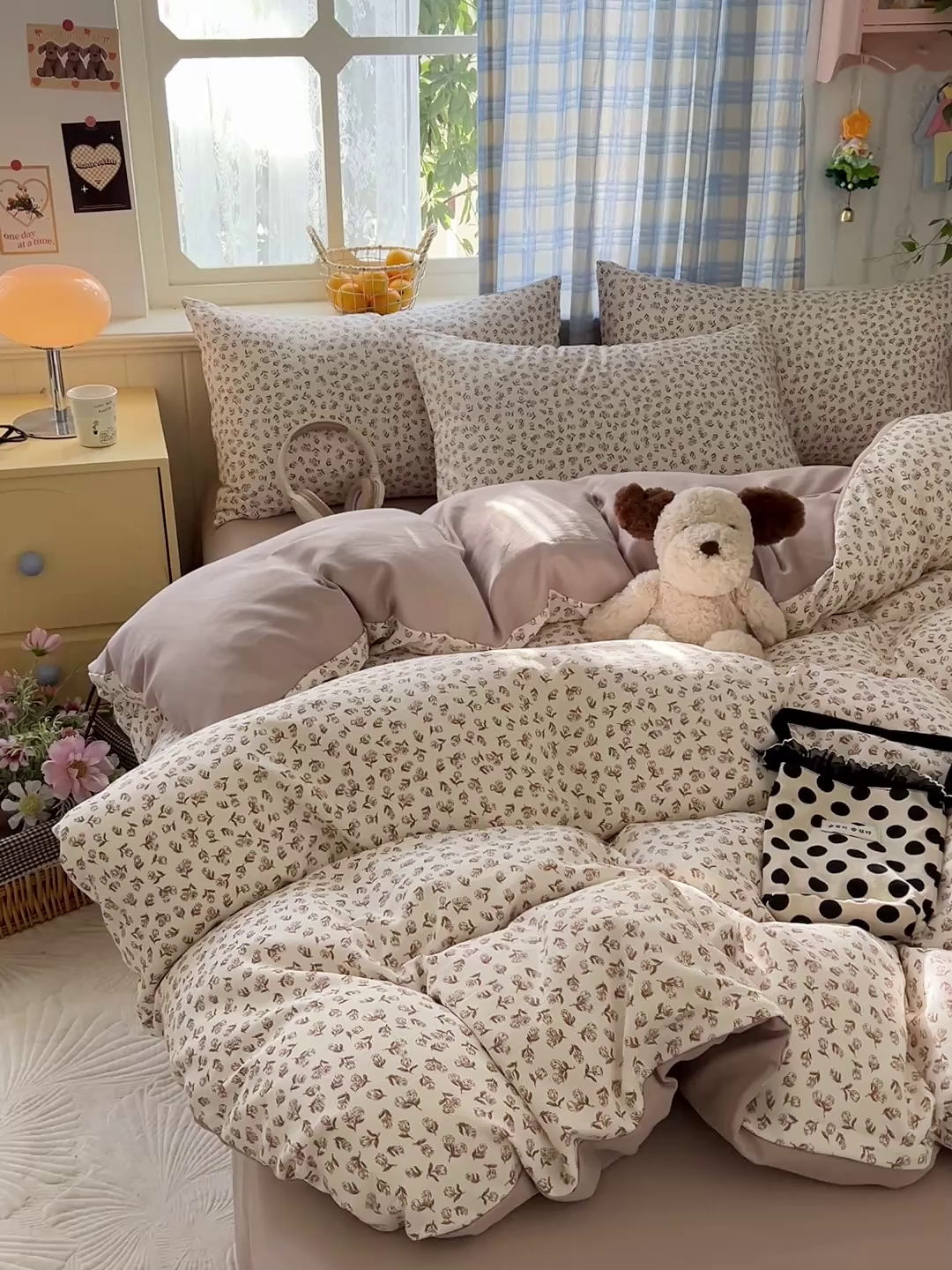 91家纺网 家纺一手货源 找家纺 名品家纺 2025新款加厚高克重人字纹优卡棉双层纱提花四件套（提供买家秀） 颂媛