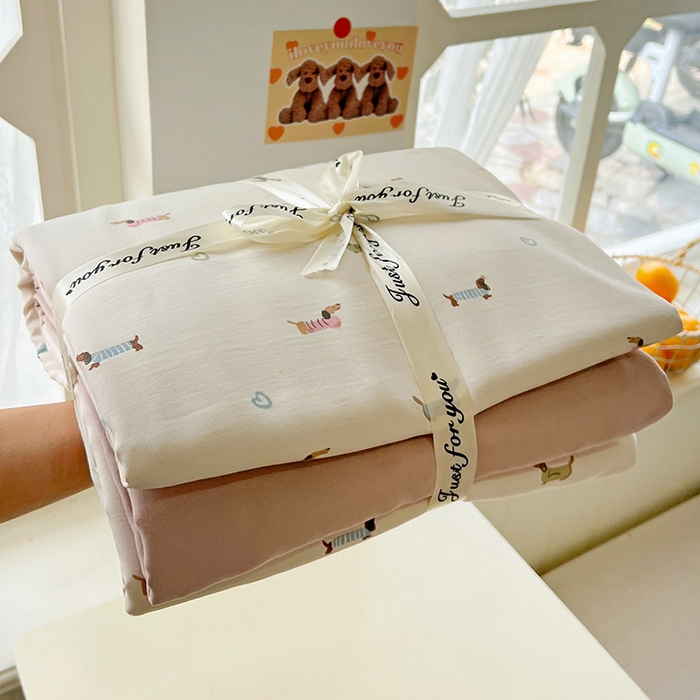 91家纺网 家纺一手货源 找家纺 名品家纺 2025新款加厚高克重人字纹优卡棉双层纱提花四件套（提供买家秀） 汪汪队