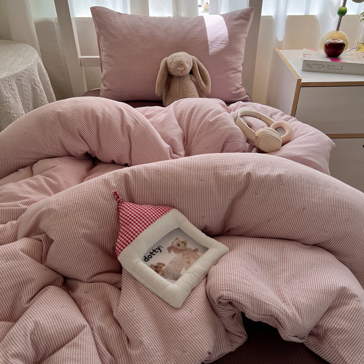 91家纺网 家纺一手货源 找家纺 韩巢家纺 2025新款双层纱学生季床铺单件被套宿舍寝室上下铺三件套 紫倾心