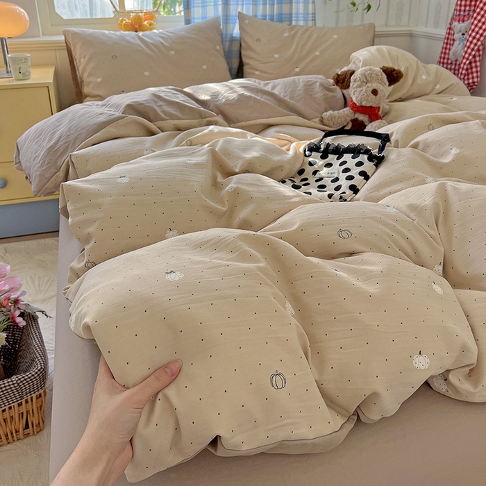 91家纺网 家纺一手货源 找家纺 名品家纺 2025新款加厚高克重人字纹优卡棉双层纱提花四件套（提供买家秀） 小南瓜