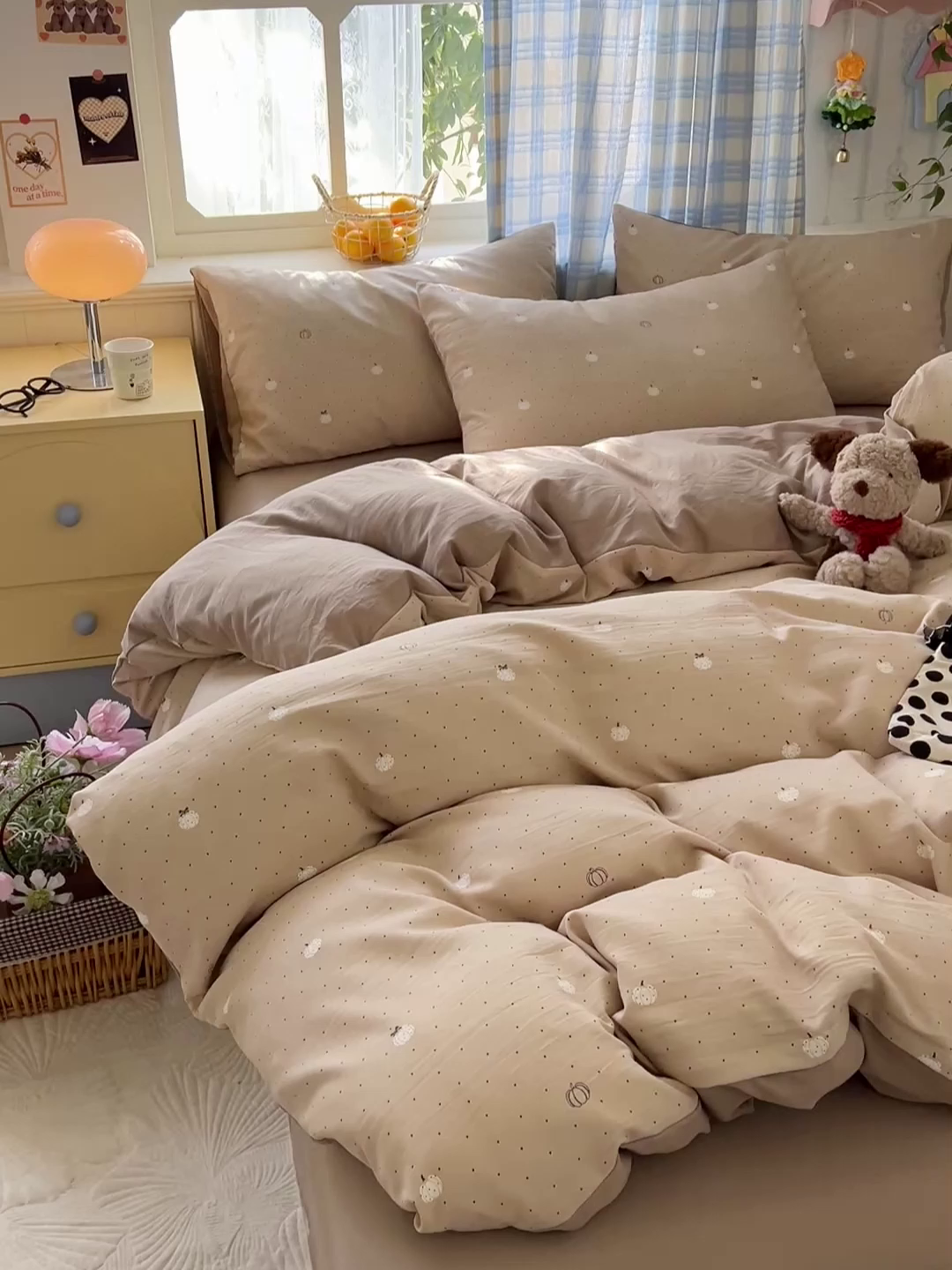 91家纺网 家纺一手货源 找家纺 名品家纺 2025新款加厚高克重人字纹优卡棉双层纱提花四件套（提供买家秀） 小南瓜