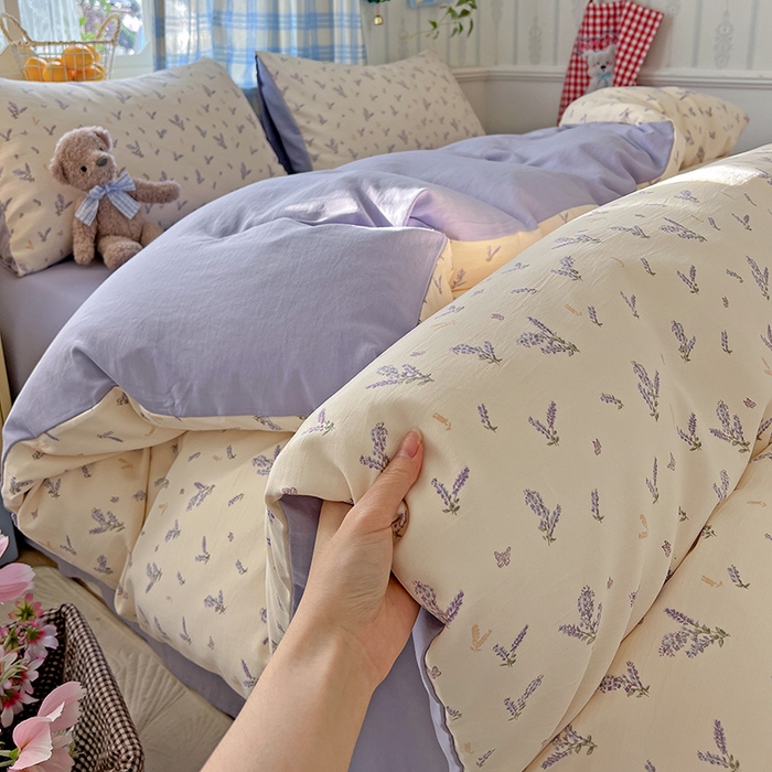 91家纺网 家纺一手货源 找家纺 名品家纺 2025新款加厚高克重人字纹优卡棉双层纱提花四件套（提供买家秀） 薰衣草