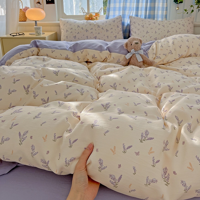 91家纺网 家纺一手货源 找家纺 名品家纺 2025新款加厚高克重人字纹优卡棉双层纱提花四件套（提供买家秀） 薰衣草