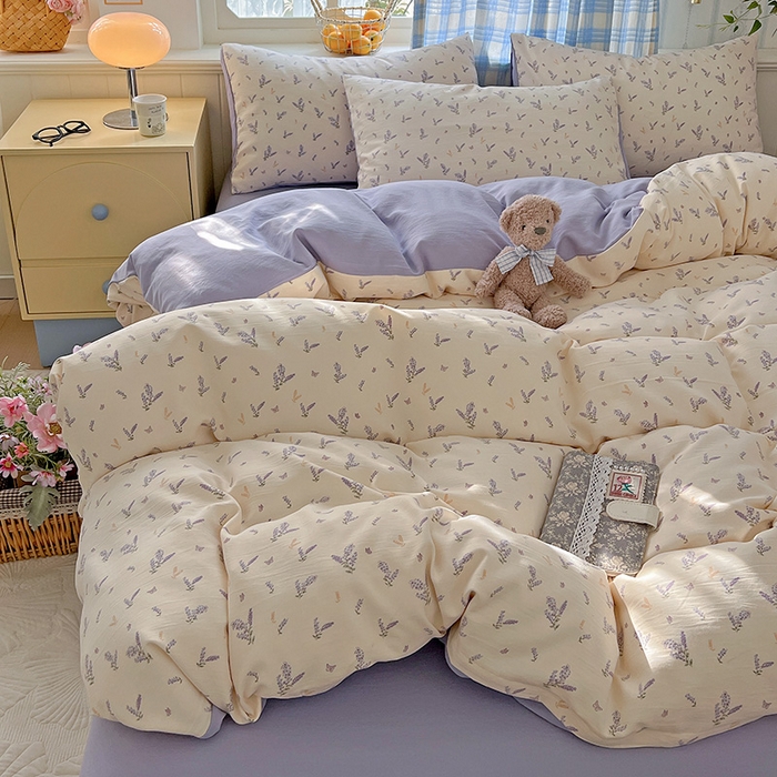 91家纺网 家纺一手货源 找家纺 名品家纺 2025新款加厚高克重人字纹优卡棉双层纱提花四件套（提供买家秀） 薰衣草