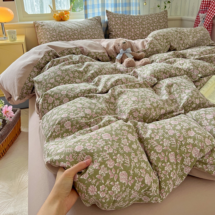 91家纺网 家纺一手货源 找家纺 名品家纺 2025新款加厚高克重人字纹优卡棉双层纱提花四件套（提供买家秀） 野菊