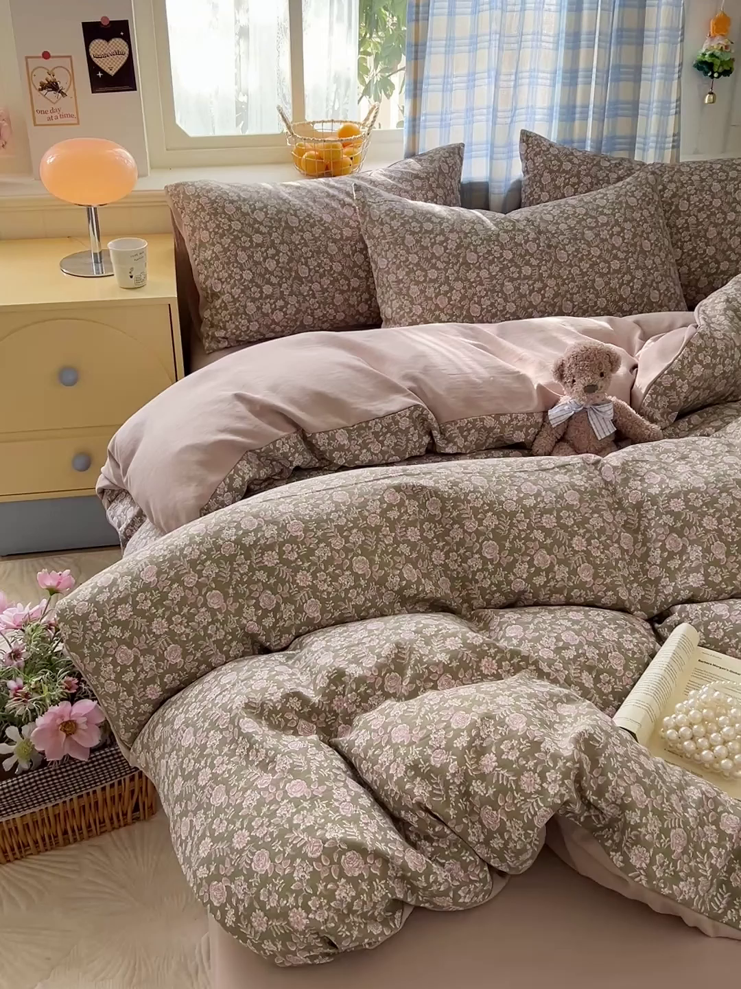 91家纺网 家纺一手货源 找家纺 名品家纺 2025新款加厚高克重人字纹优卡棉双层纱提花四件套（提供买家秀） 野菊