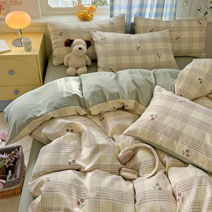 91家纺网 家纺一手货源 找家纺 名品家纺 2025新款加厚高克重人字纹优卡棉双层纱提花四件套（提供买家秀） 紫樱桃