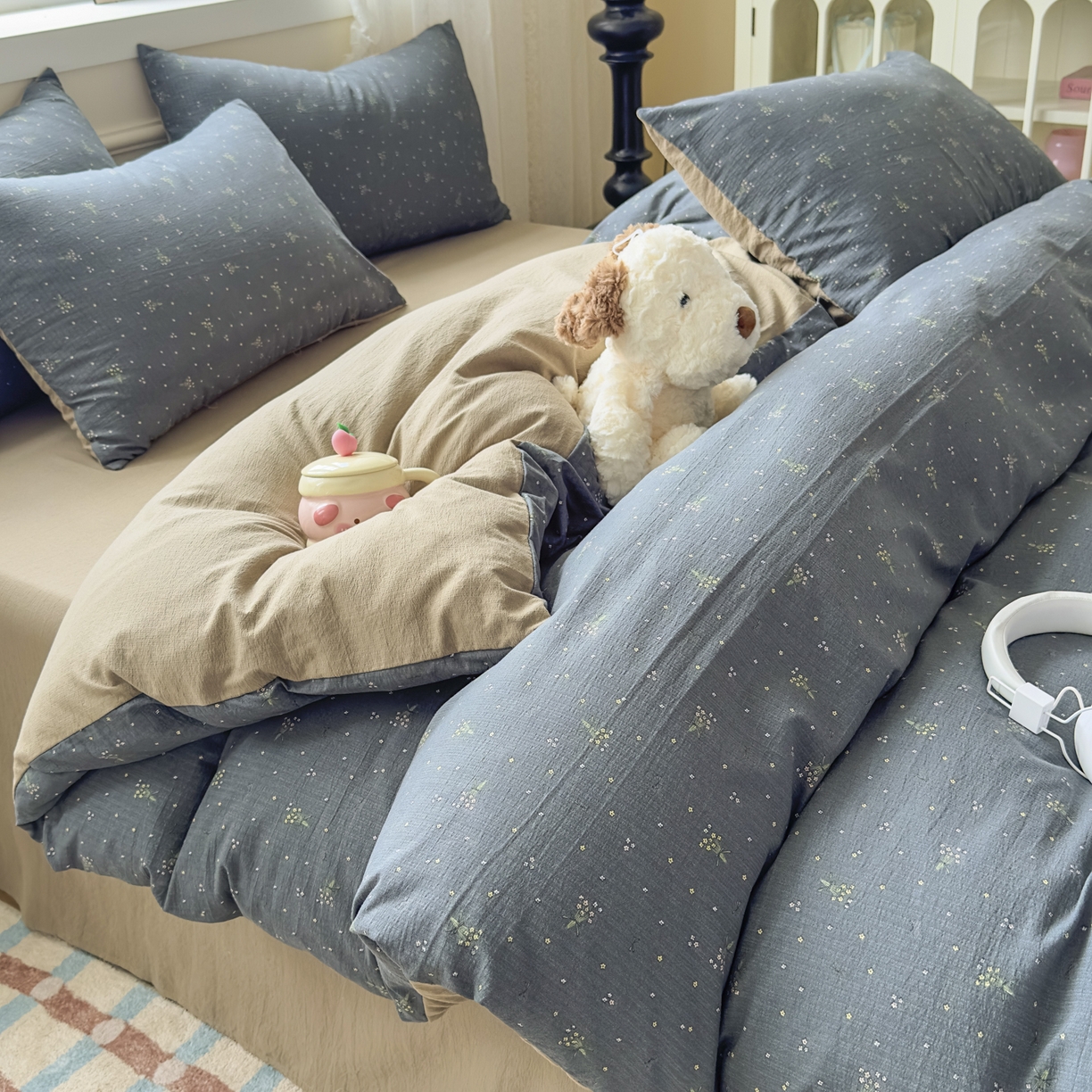 91家纺网 家纺一手货源 找家纺 亨通家纺 2025新款复古原麻双层纱臻至系列四件套 碎花絮语-灰