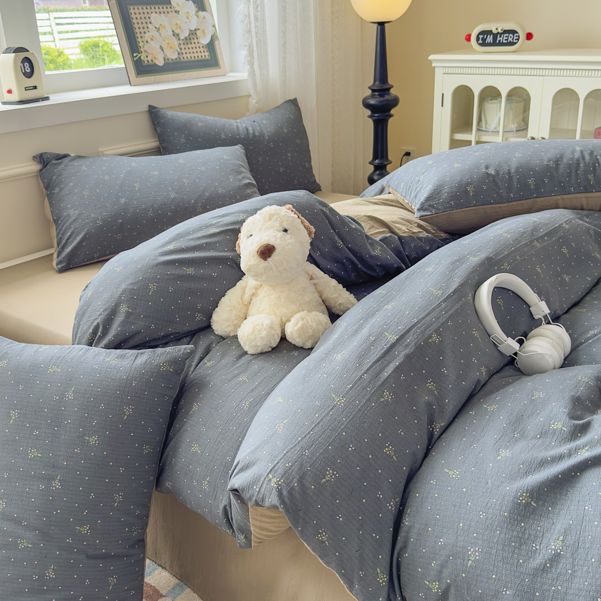 91家纺网 家纺一手货源 找家纺 亨通家纺 2025新款复古原麻双层纱臻至系列四件套 碎花絮语-灰