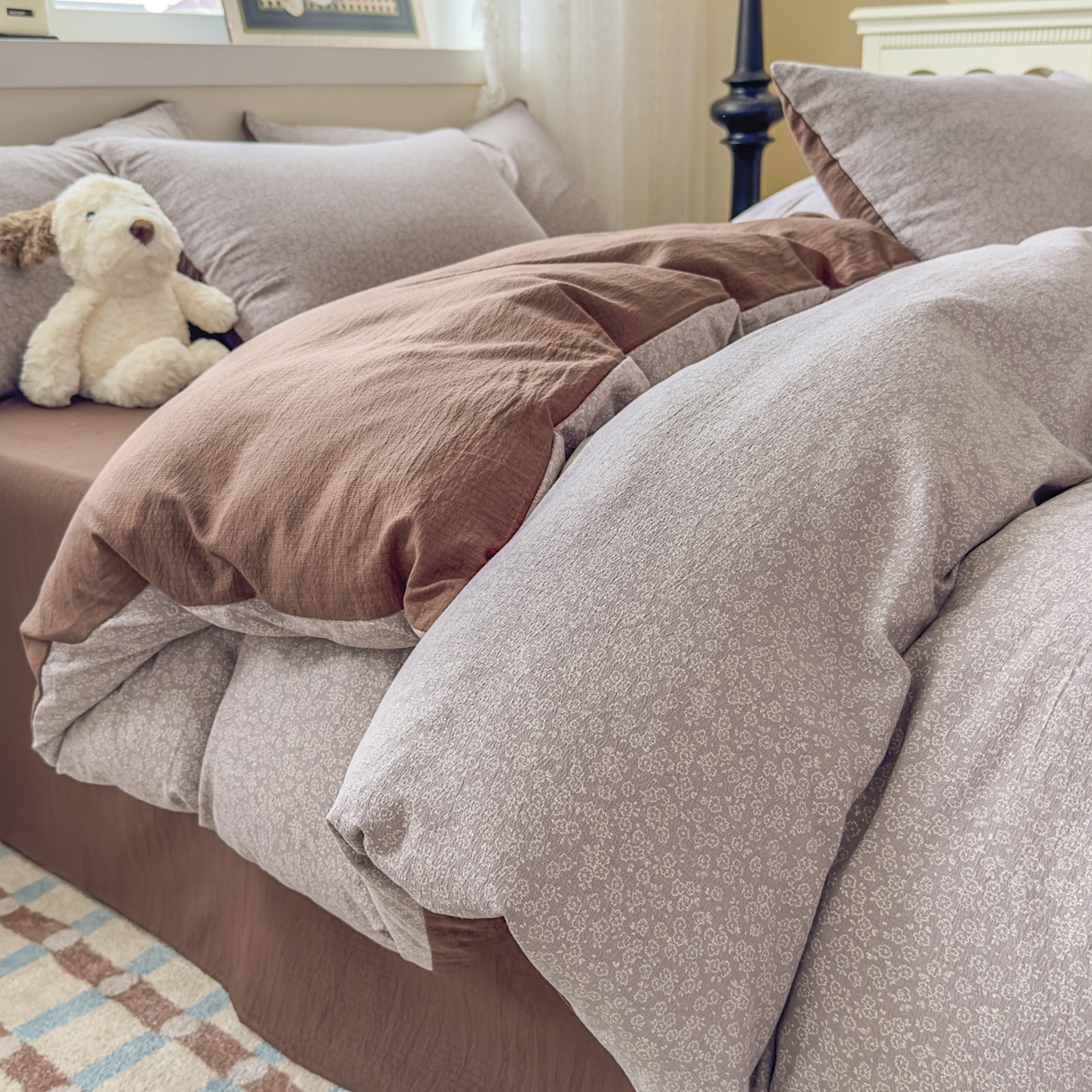 91家纺网 家纺一手货源 找家纺 亨通家纺 2025新款复古原麻双层纱臻至系列四件套 紫灰花韵