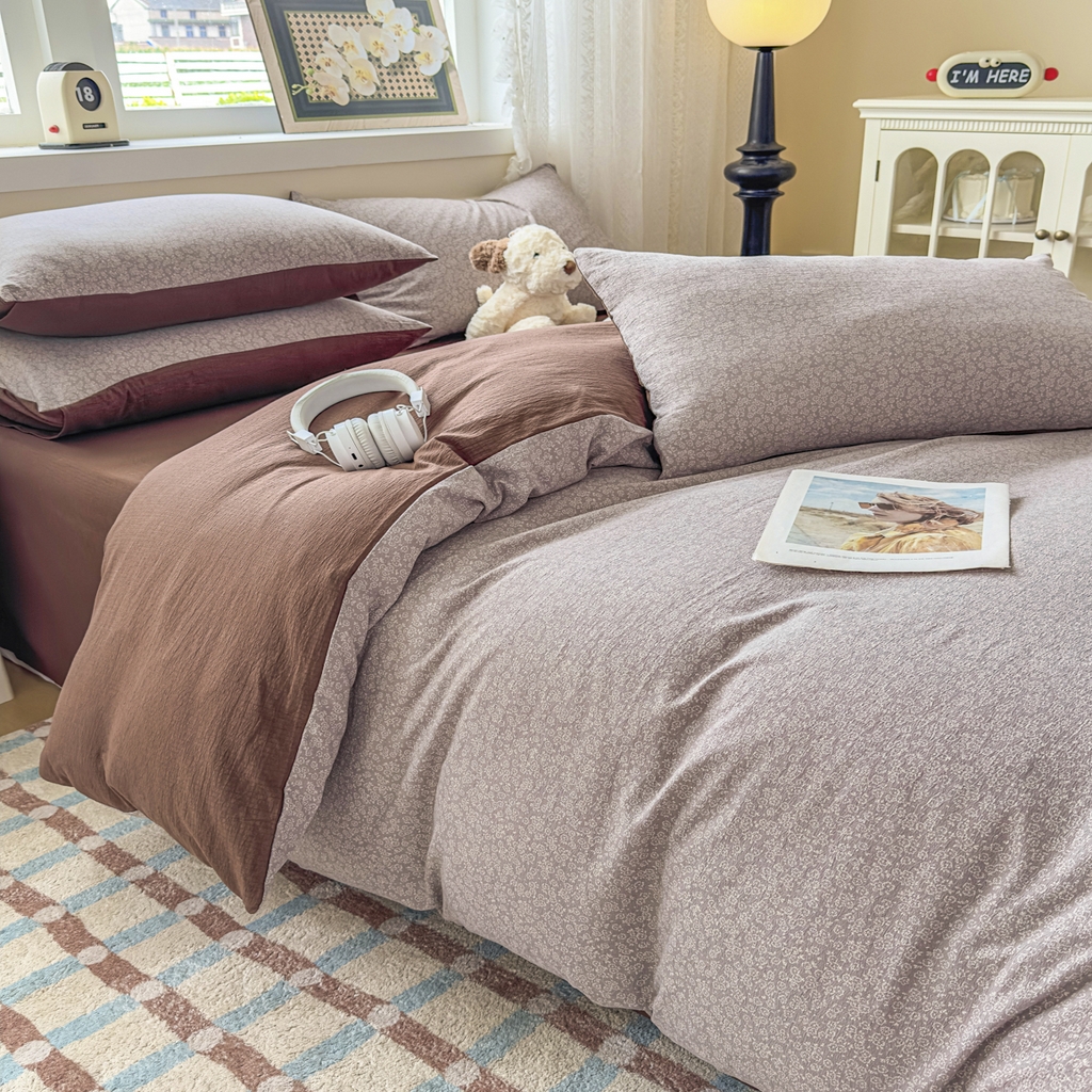 91家纺网 家纺一手货源 找家纺 亨通家纺 2025新款复古原麻双层纱臻至系列四件套 紫灰花韵