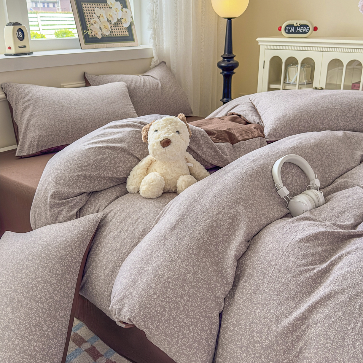 91家纺网 家纺一手货源 找家纺 亨通家纺 2025新款复古原麻双层纱臻至系列四件套 紫灰花韵