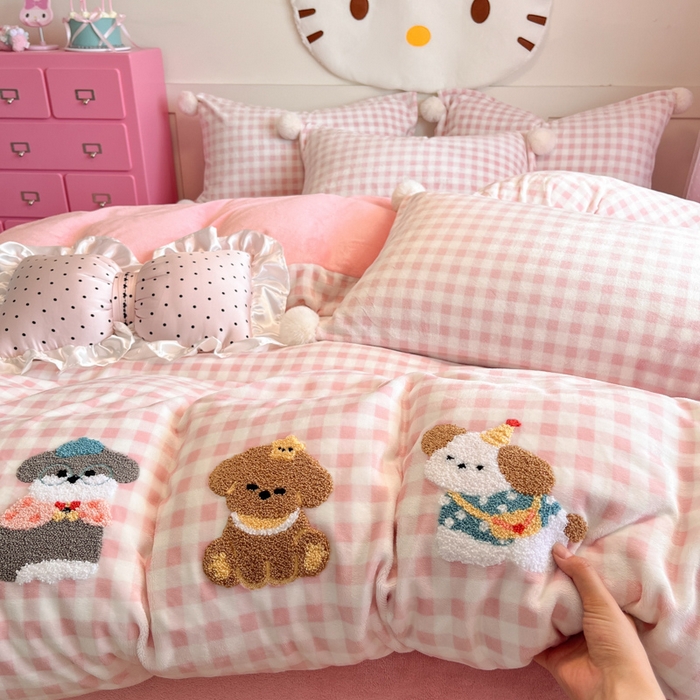 91家纺网 家纺一手货源 找家纺 （总）川悦生活 2025新款绣花牛奶绒毛巾绣四件套-大床