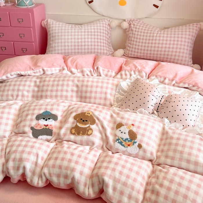 91家纺网 家纺一手货源 找家纺 川悦生活 2025新款绣花牛奶绒毛巾绣四件套-大床 幸福小奶狗