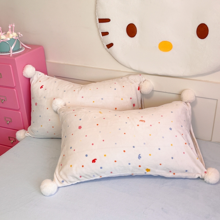 91家纺网 家纺一手货源 找家纺 川悦生活 2025新款绣花牛奶绒毛巾绣四件套-大床 旺皮小狗